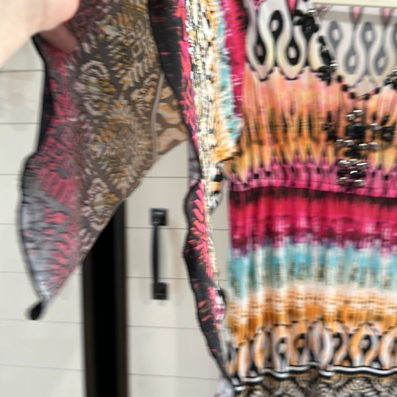 Boston Proper blouse. Size medium. Pit 19”. Length 30.5”. Elastic at waist. - Picture 3 of 4